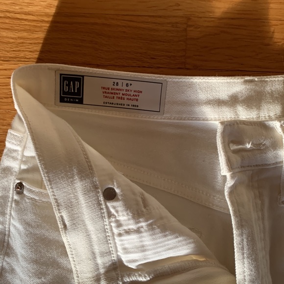 Gap jeans - Picture 3 of 4